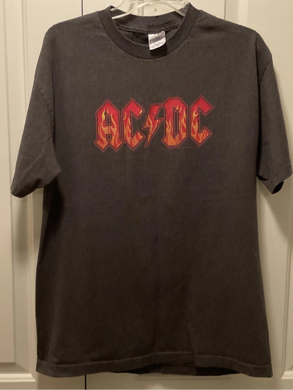 2005 AC/DC Tour T-Shirt w/Flames Logo Size L AAA Brand NWOTs